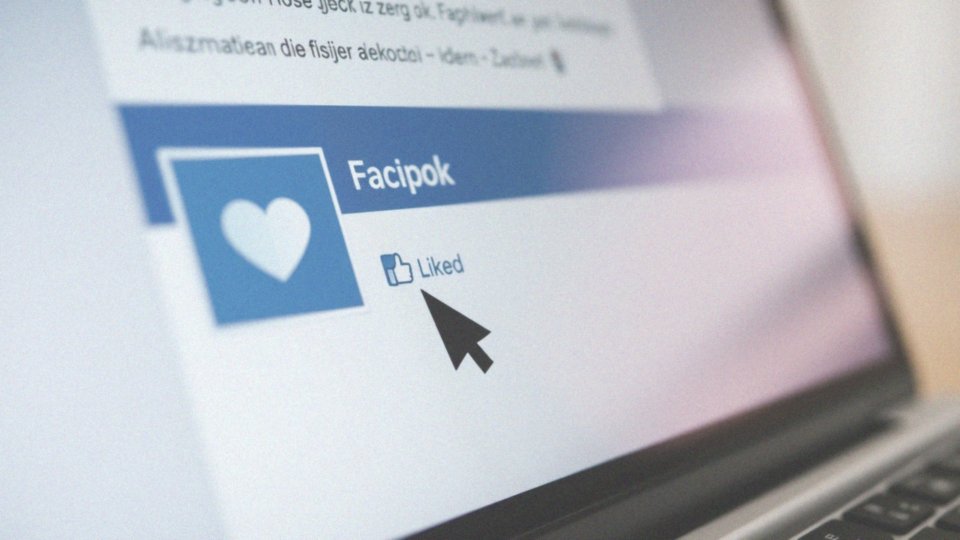 Jak zobaczyć opcję „Usuń polubienie” na Facebooku?