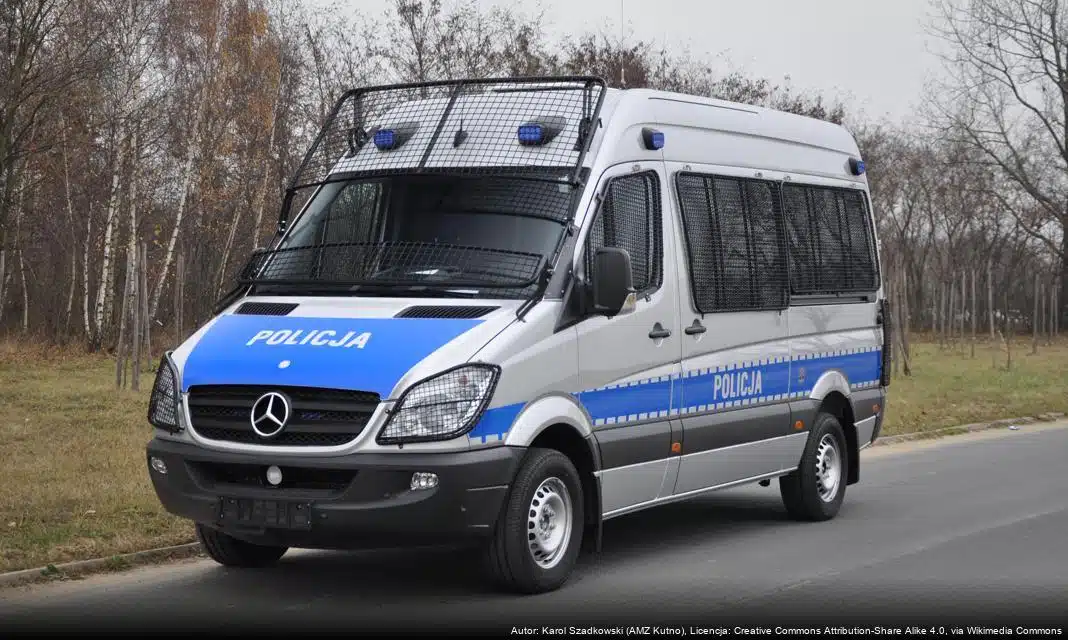 Spadający lód z ciężarówek stanowi poważne zagrożenie dla bezpieczeństwa na drogach